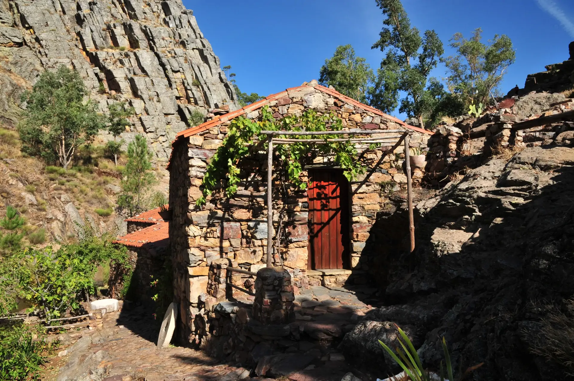 beira-interior-wine-villages-penha-garcia