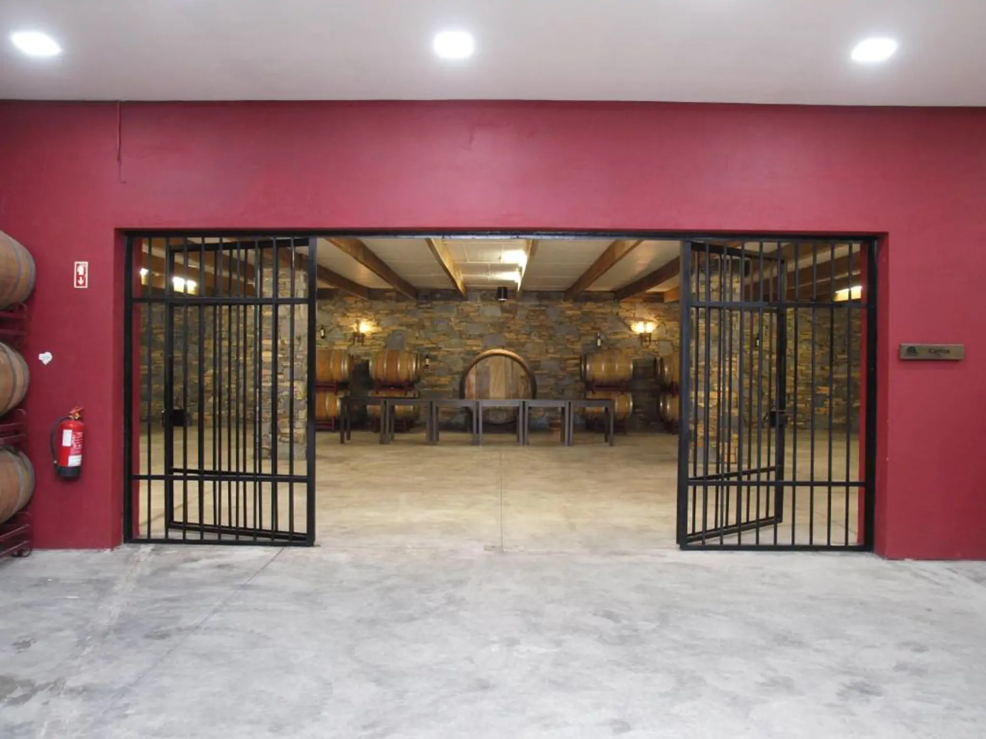 cave-dos-vinhos